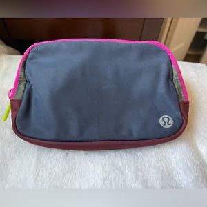 Lululemon Everywhere Belt Bag (OG)